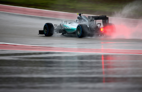 Rosbergu skrajšane kvalifikacije