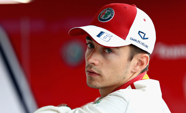 Ferrarijev načrt zamenjave Raikkonena z Leclercom spet aktualen