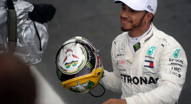 Hamilton slavil v Sao Paulu