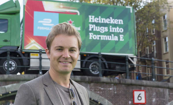 Hamiltonu manjka Vettlove predanosti