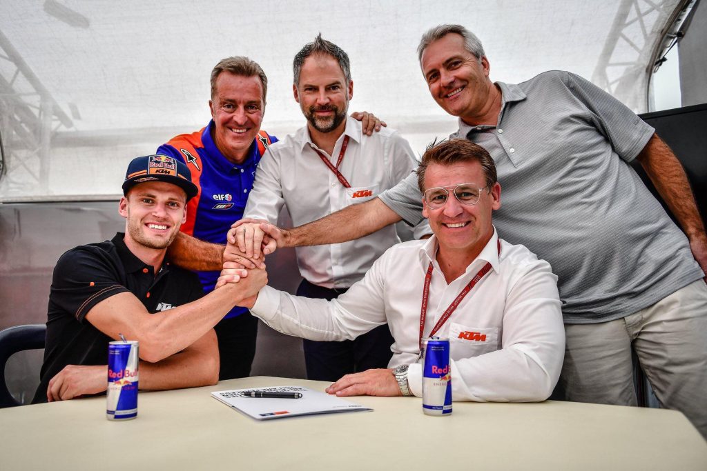 Brad Binder podpisal z moštvom Tech3