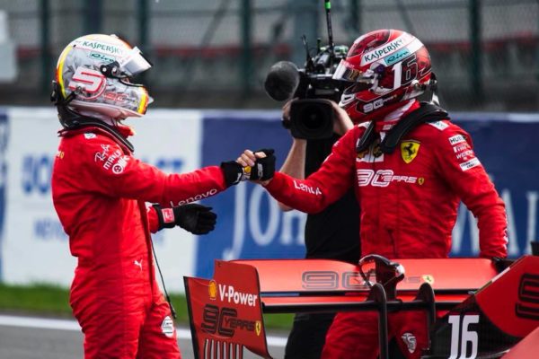 Sebastian Vettel Charlesu Leclercu pomagal do prve zmage