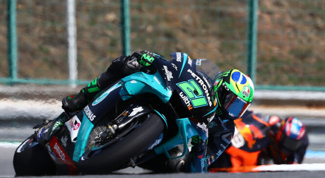 Yamahinim dirkačem zmanjkuje motorjev – Morbidelli v Brnu uporabil zadnjega!