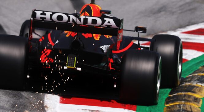 Red Bullovo krilce za FIA ni sporno