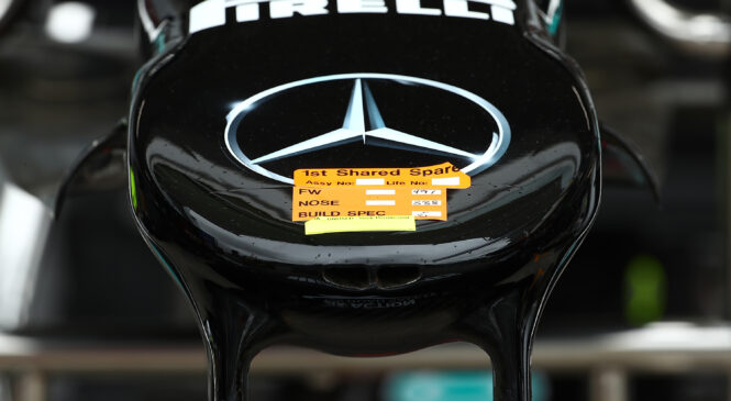 Mercedes pojasnil razlog za menjavo Hamiltonovega motorja. Britancu kmalu še ena kazen?