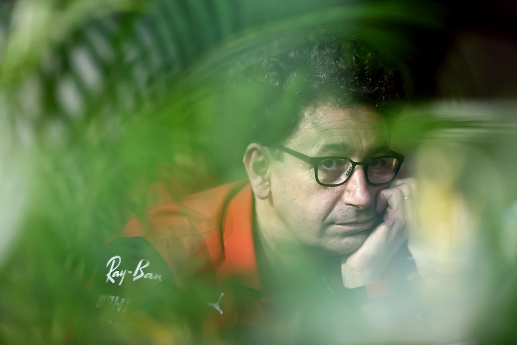 Mattia Binotto je pesimističen zaradi zamika roka objave finančnih poročil