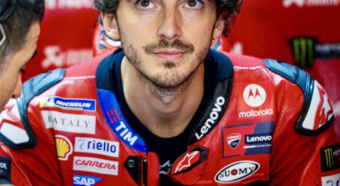 Bagnaia jezen po ničli a priznava, da je šlo za dirkaški incident