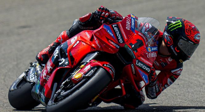 Bagnaia zmagovalec napetega dvoboja z Marquezom za zmago v Jerezu