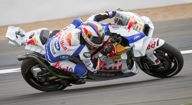 Kaj se je v Silverstonu zgodilo Bradu Binderju?