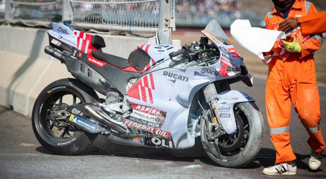 Neustrezni gasilni aparati uničili Marquezovega Ducatija