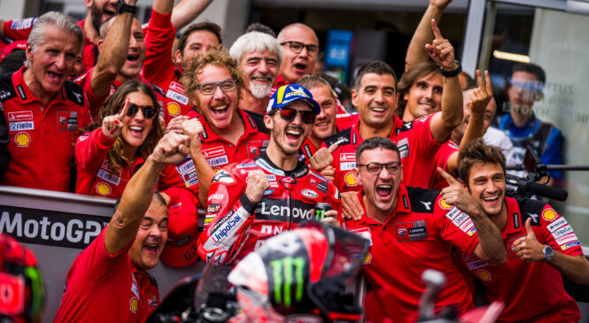 Bagnaia z novim rekordom do najboljšega štartnega položaja v Maleziji pred Martinom in Marquezom