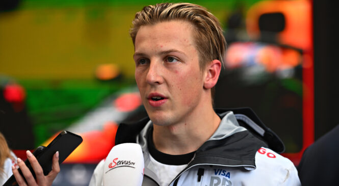 Zakaj McLarnu namesto novozelandske, igra britanska himna?