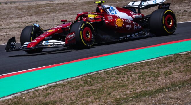Hamilton zmagovalec sprint dirke v Šanghaju