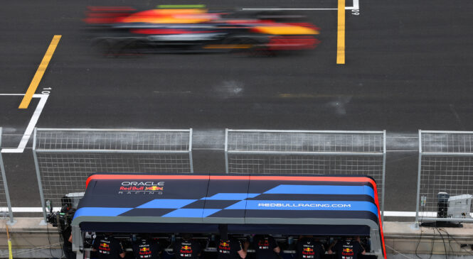 Lawsonov radijski pogovor razkriva težave Red Bulla v Šanghaju