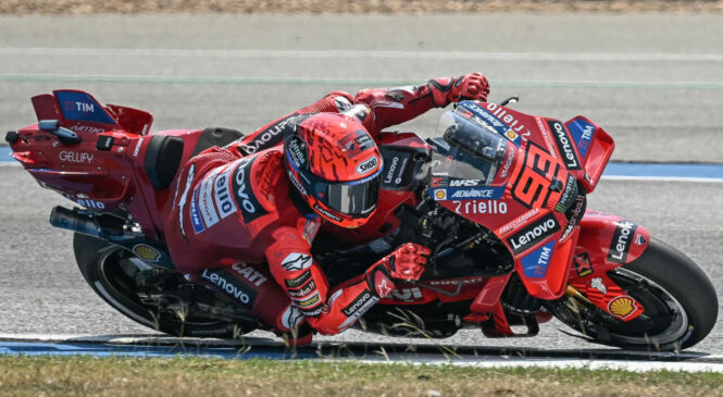 Marc Marquez suvereno dobil sprint dirko na Tajskem