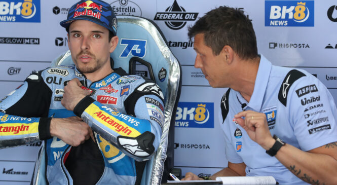 Alex Marquez po padcu postavil rekord kroga steze v Jerezu in končal trening na vrhu