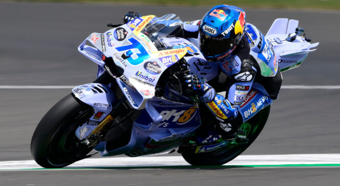 Alex Marquez z rekordom kroga najhitrejši na treningu MotoGP v Silverstonu, Marc Marquez padel