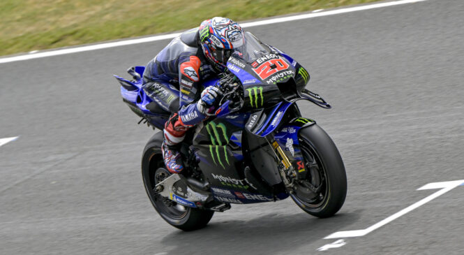 MotoGP pripravlja prepoved holeshot naprave po incidentih v Le Mansu in Silverstonu
