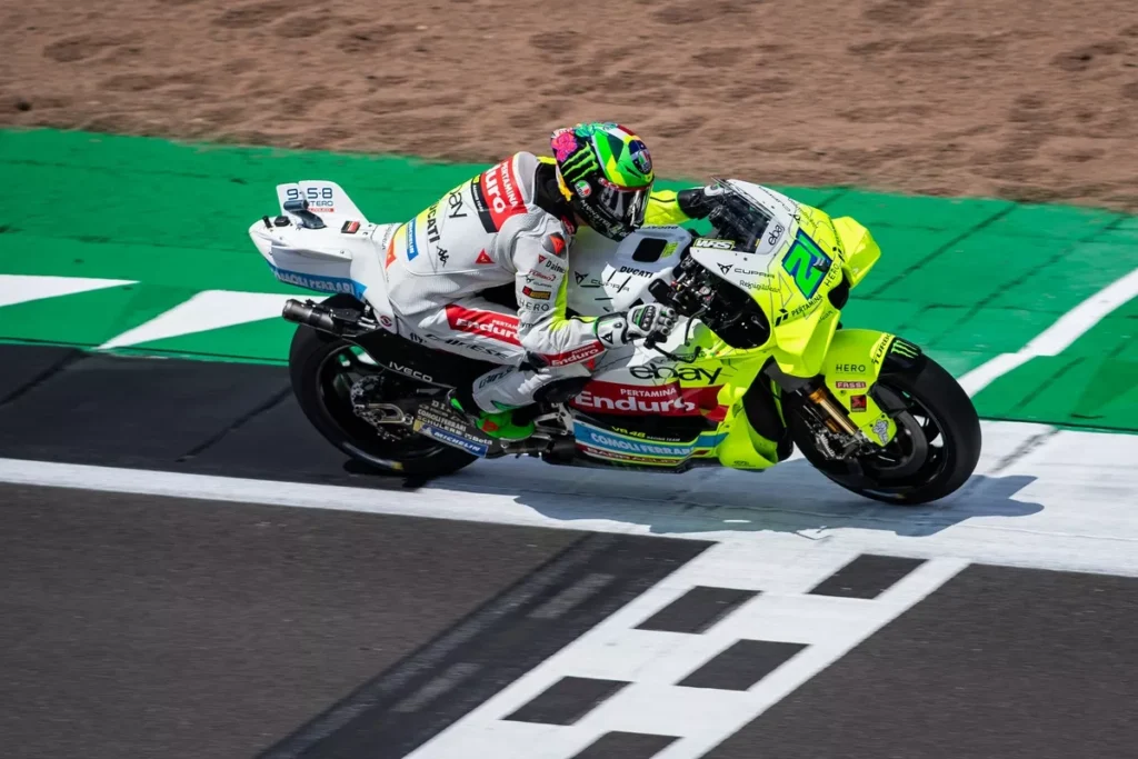 Franco Morbidelli v barvah ekipe VR46 na stezi MotoGP