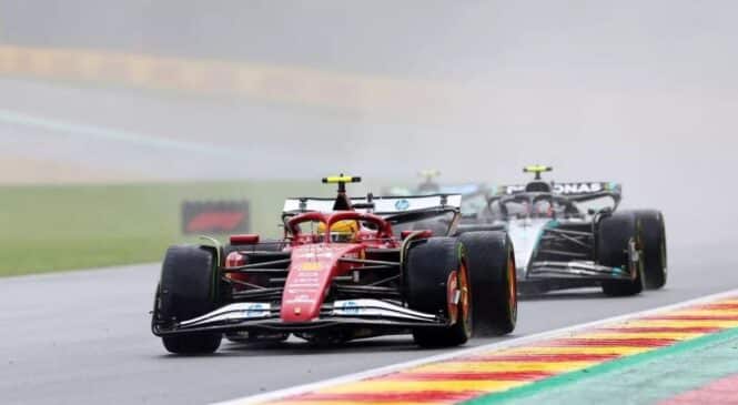 Hamilton: “Vpil sem, da je steza pripravljena za start!”