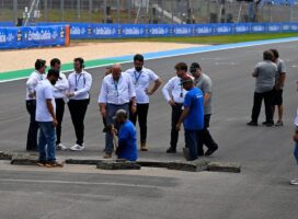 Luknja v stezi ogroža sprint dirko MotoGP v Braziliji, program pod vprašajem