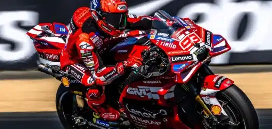 Marc Marquez po brutalnem padcu v Le Mansu poškodovan, izpustil bo najmanj dve dirki
