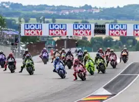 MotoGP dirkači podprli novo štartno razporeditev: »Za varnost je to prava odločitev«